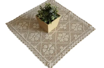 Image de Nappes carrées en dentelle beige 60x60 carré crochet naturel