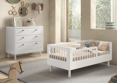 Produktbild von Babyzimmer-Komplettset >Buche massiv< (2-teilig) in weiß - 144x60x74 (BxHxT)