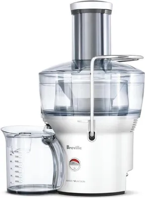 Obrázek produktu pro Kompaktní odšťavňovač o výkonu 700 W na čerstvě vymačkanou šťávu