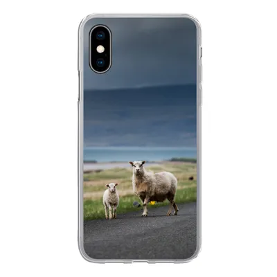 Produktbild von MuchoWow® Handyhülle Schutzhülle Hülle für iPhone X Schaf - Lamm - Sturm Silikon Softcase Handy Hülle - Handyhülle