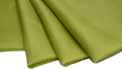 Zdjęcie produktu dla Podszewka z poliestru, lekko prześwitująca, kolor limonkowy 50 x 150 cm