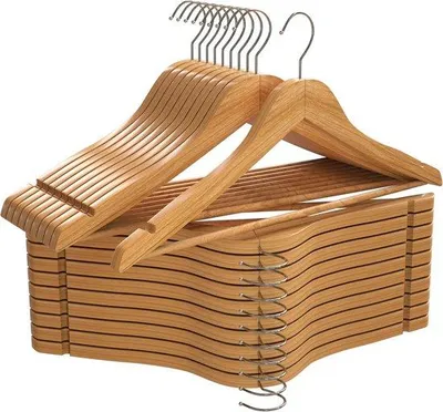 Produktbild von Famanu Holzkleiderbügel mit runder Hosenstange und Schulterkerben - 360 Grad drehbarer Haken - nachhaltig und schlank - Set von 20