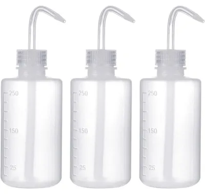 Immagine prodotto di Flaconi spray da 250 ml, set da 3 pezzi, in plastica trasparente, adatti per l'uso in laboratorio e per l'irrigazione delle piante