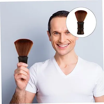 Produktbild von 2 tragbare Nackenpinsel mit Holzgriff und weichen Nylonborsten zum Entfernen von Haaren am Hals, praktisches und langlebiges Friseurzubehör für Salon und Zuhause