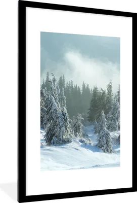 Produktbild von MuchoWow® Gerahmtes Poster Wald - Schnee - Winter 60x90 cm - Poster mit Schwarzem Bilderrahmen Wandposter Rahmen Foto Bilder - Dekoration - Wandposter Wohnzimmer - Hochwertig