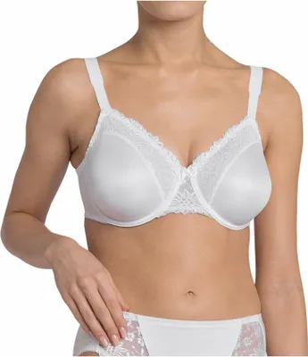 A woman wearing a white Triumph Minimizer bra.