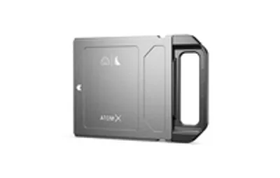 Produktbild von Angelbird Technologies AtomX SSD mini 2000 GB Silber (ATOMXMINI2000PK)