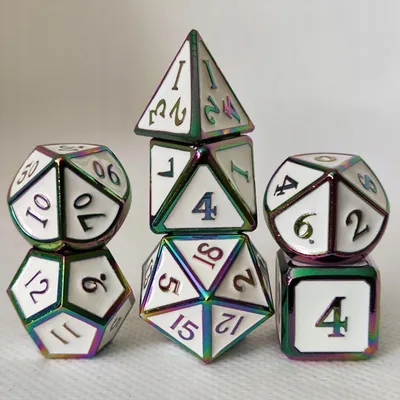 Produktbild von 7er Metall Würfel Set Weiß Regenbogen Opal Hochwertig