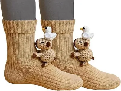 Produktbild von ASKSA 3D Stricksocken mit Tieren Animal Socks Winter Warme Umarmung Kuschelsocken Damen Herren Weihnachten Socken,Kapibala