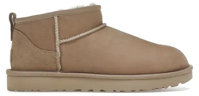 Zdjęcie produktu dla Botki UGG Classic Ultra Mini w kolorze piasku (damskie) - rozmiar EU 43