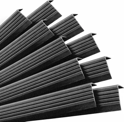 Obrázek produktu pro Sada QUEST: Samolepicí protiskluzové schodišťové profily, černá-stříbrná, 40x25 mm, 100 cm