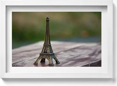Produktbild von Eiffelturm-Souvenir– Wandbild mit Rahmen – Gerahmtes Bild  – Wanddekoration – 30x20 cm –  Weiß Rahmen