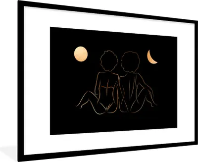 Produktbild von MuchoWow® Gerahmtes Poster Frauen - Mond - Gold - Strichzeichnung 90x60 cm - Poster mit Schwarzem Bilderrahmen Wandposter Rahmen Foto Bilder - Wanddekoration - Fotos