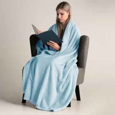 Produktbild von Kuscheldecke Fleece kuschelig weich Tagesdecke 70 x 150 cm -  Hellblau