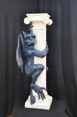 Image de Colonnes design Gragol Colonnes gothiques Sculptures Supports pour fleurs