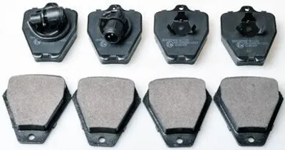 Produktbild von DENCKERMANN Bremsbeläge Satz Vorne Bremsklötze für AUDI A8 (4D2, 4D8) B111226