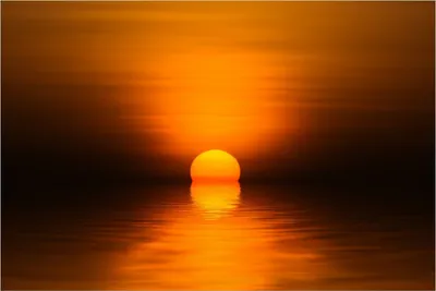 Produktbild von Wallario Poster - Sonnenuntergang über dem Wasser II, Kunstdruck Größe: 61 x 91,50 cm