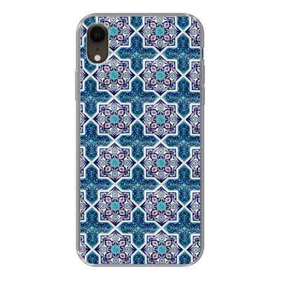 Produktbild von MuchoWow® Handyhülle Schutzhülle Hülle für iPhone XR Ein marokkanisches Mosaikfliesenmuster, bei dem hauptsächlich die Farbe Blau verwendet wird Silikon Softcase Handy Hülle - Schutzdeckel