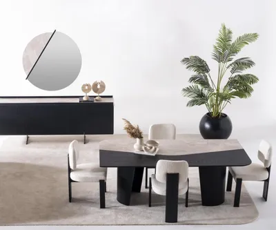 Image de Ensemble de salle à manger en bois multicolore avec table et chaises