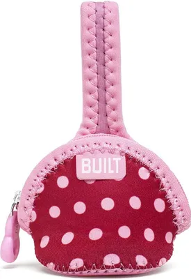 Zdjęcie produktu dla BUILT Paci-Finder - Pokrowiec na smoczek (Baby Pink Mini Dots)