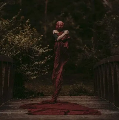 Produktbild von Bad Omens - Bad Omens (Red Coloured) (LP)