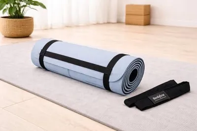 Produktbild von Universell verstellbarer Mattenriemen mit leichtem Schultergurt für Yoga, Pilates und Fitness