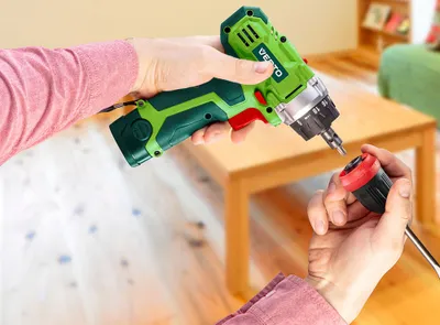 Obrázok produktu pre Akumulátorový vŕtací skrutkovač 2 x 10,8 V, Li-Ion/1,3Ah