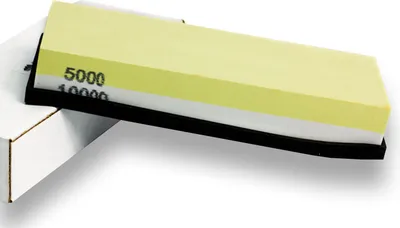 Produktbild von Sehr feiner Schleifstein für Messer mit 2 Körnungen / Toishi [ Körnung 5000 & 10000 ] Schärfstein / Wetzstein / Whetstone for Knifes / 180x60x25mm