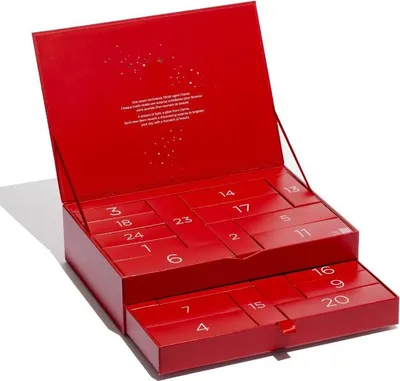 Produktbild von Clarins 24-Day Advent Calendar, Frauen, Jeder Hauttyp, Augencreme, Gesichtsreiniger, Gesichtslotion, Gesichtsmaske, Feuchtigkeitscreme, Gesichtspeeling,..., 30 ml, 30 ml, 15 ml