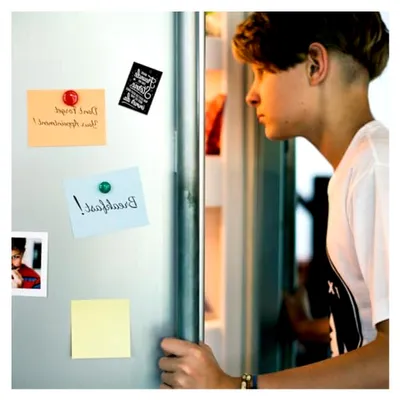 Produktbild von Souvenir Magnet mit Spruch über Freundschaft - Dekomagnet für Zuhause und Büro