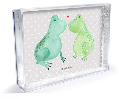 Produktbild von Mr. & Mrs. Panda Bilderrahmen Frosch Liebe - Grau Pastell - Geschenk, Partner, Fotoaufsteller, Deko-Bilderrahmen, Frösche, Verlobung, Froschkönig, Fotohalter, Freundin
