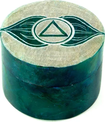 Produktbild von Dose aus Speckstein, Chakra Schmuckdöschen - Stirnchakra, Grün, 4*5*5 cm, Dosen, Boxen & Schatullen