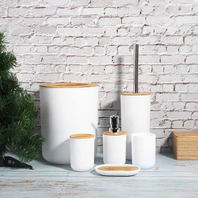 Produktbild von 6 Bambus Badezimmer Zubehör komplett mit Seifenspender Mülleimer Zahnbürste Tasse Zahnbürstenhalter Seifenschachtel und WC Bürste, Weiß