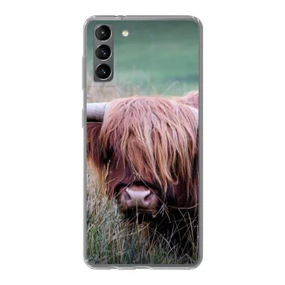 Produktbild von MuchoWow® Handyhülle Schutzhülle Hülle für Samsung Galaxy S21 Plus Schottischer Highlander - Hörner - Gras Silikon Softcase Handy Hülle - Handy-Tasche