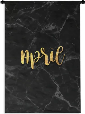Produktbild von MuchoWow® Wandteppich Wandbehang Zitat - Kalender - April - Gold 90x135 cm Tapisserie Dekoration Wandtuch - Baumwolle - Wandskulptur