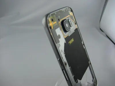 Produktbild von Original Samsung Galaxy S6 G920F Mittelrahmen Kameraglas Lautspr. Schwarz A-Ware