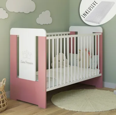 Produktbild von Babybett Gitterbett mit Matratze & Kleine Prinzessin Gravur 60x120 höhenverstellbar | herausnehmbare Sprossen weiss pink Mädchen  Europe