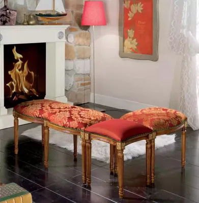Image de Tabouret rouge Aménagement de luxe Designer Sièges classiques Tabouret de pied