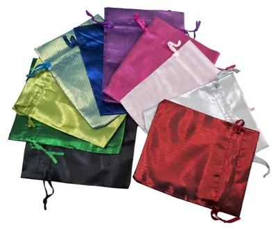 Produktbild von Bunte Satinbeutel mit Zugband – 10er Set – für Hochzeit, Geburtstag, Adventskalender Schmuckbeutel