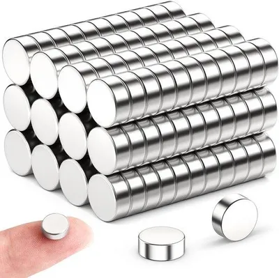 Obrázok produktu pre Silné lepiace magnety 8 x 3 mm, 50 ks, na nástenku