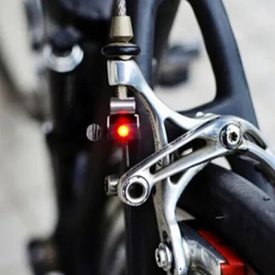 Produktbild von Mini Fahrradbremslichthalterung Heckheck Fahrrad Fahrrad LED Sicherheitswarnleuchte