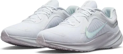 Produktbild von Nike Wmns Quest 5 Sportschuhe, Größe 38