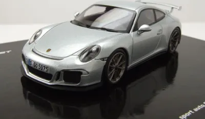 Produktbild von Minichamps 410062025 Porsche 911 (991) GT3 2012 silber 1:43
