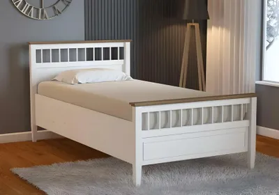 Zdjęcie produktu dla Białe drewniane łóżko o eleganckim designie