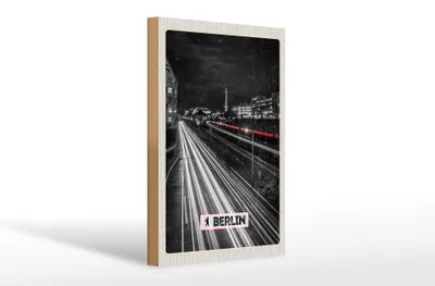 Produktbild von Holzschild Reise 20x30cm Berlin Deutschland Bahn Nacht