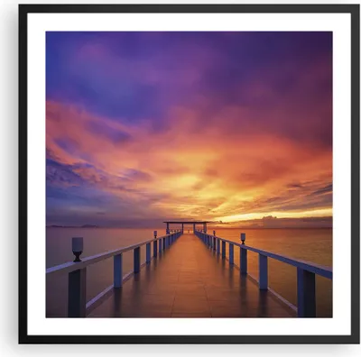 Produktbild von Gerahmtes Poster - Schwarzer Rahmen - Himmel die Farben Pier - 60x60 cm - Wand Bild - Wanddeko - Wandbilder - Kunstposter - Wandposter - Bilderrahmen - Bilder - Kunstdruck - Wandbild - P2BAC60x60-4202