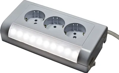 Produktbild von 3-fach Aufputz Schuko Steckdose mit LED Lampe 4W 400lm A+++ Hergestellt in EU