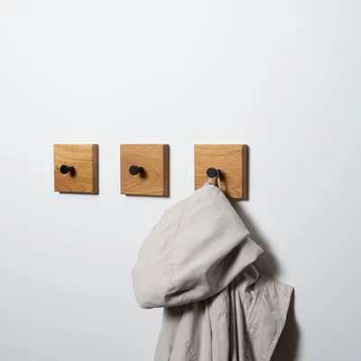 Immagine prodotto di Ganci appendiabiti in legno di quercia - Ganci neri - Set da 3 - Realizzati a mano