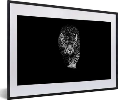 Produktbild von MuchoWow® Gerahmtes Poster Tiere - Schwarz - Leopard - Weiß - Wild 60x40 cm - Poster mit Schwarzem Bilderrahmen Wandposter Rahmen Foto Bilder - Schlafzimmer - Plakat in Rahmen - Drucken
