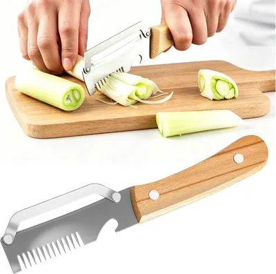 Obrázok produktu pre Škrabka, nehrdzavejúca oceľ, drevená rukoväť, pre kuchyňu